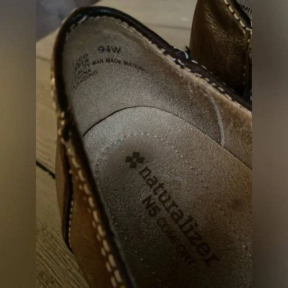 Naturalizer Shoes - Picture 5 of 6